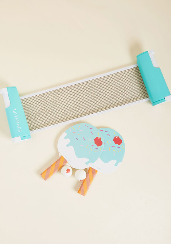 Portable table tennis game