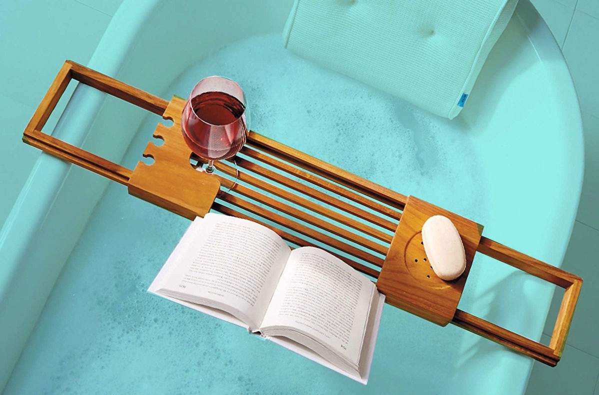 Bathtub caddy