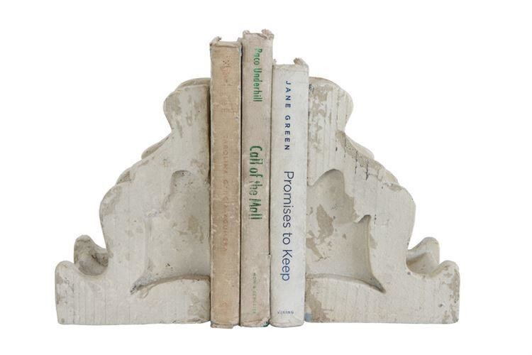 Corbel Bookends – The Feathered Farmhouse