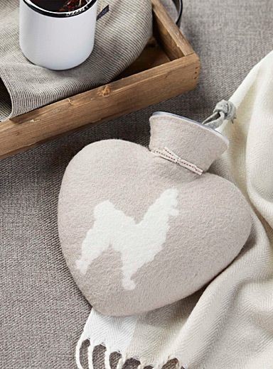 Elegant llama felt hot-water bottle