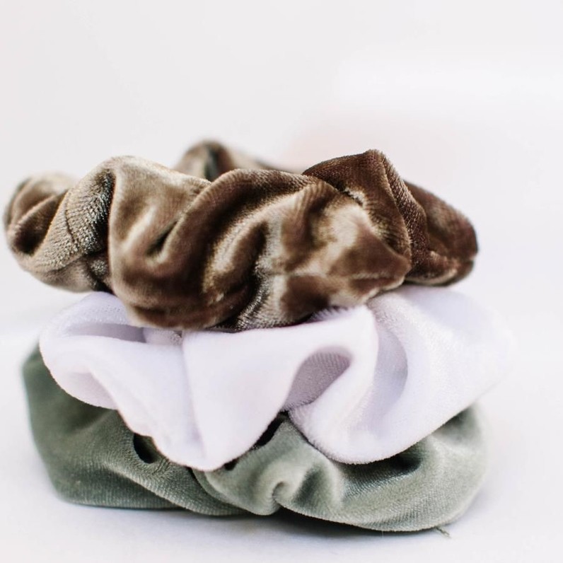 `FAWN` SCRUNCHIE SET