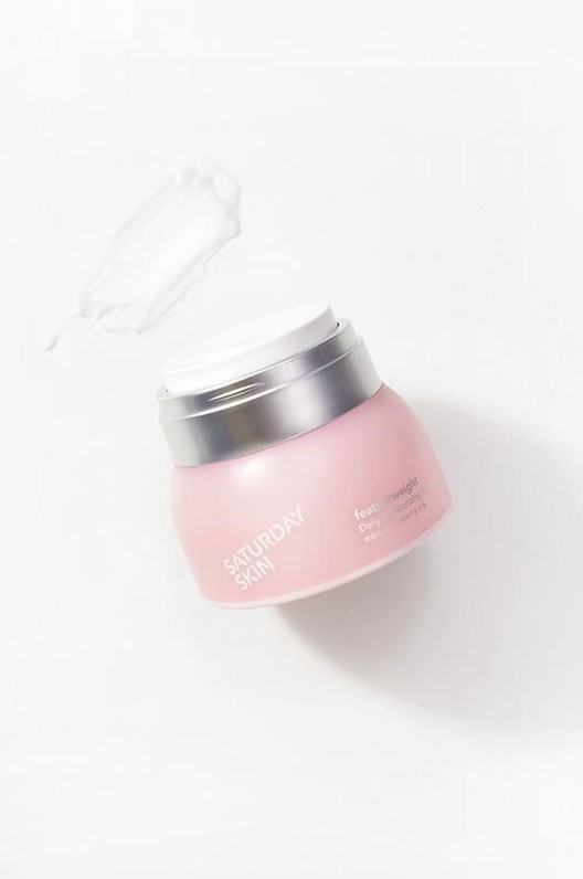 FEATHERWEIGHT DAILY MOISTURIZING CREAM