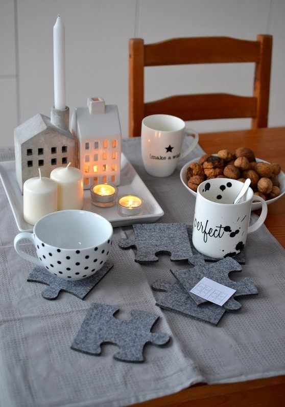 Felt coasters puzzle shape, six elements