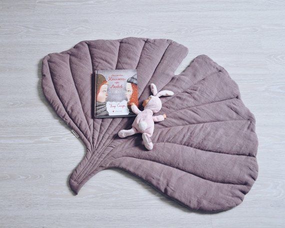 Ginkgo leaf play mat from natural linen