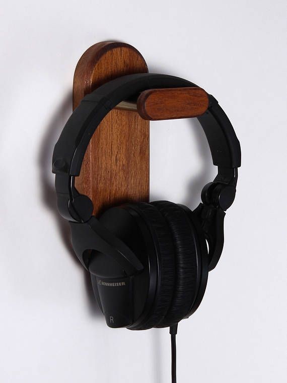 Headphones wall hanger