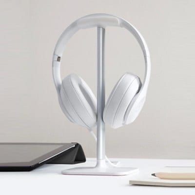 Headphones holder