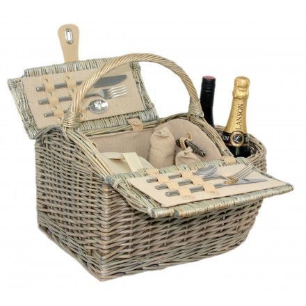 Luxury willow boat picnic hamper for two