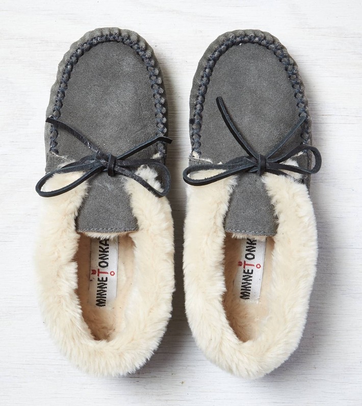 Minnetonka Chrissy Boot, Gray