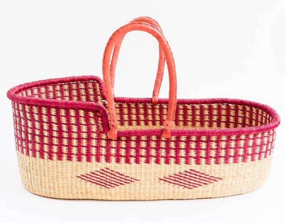 Moses basket for baby with leather handle