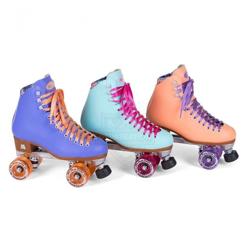 Moxi Beach Bunny Roller Skates