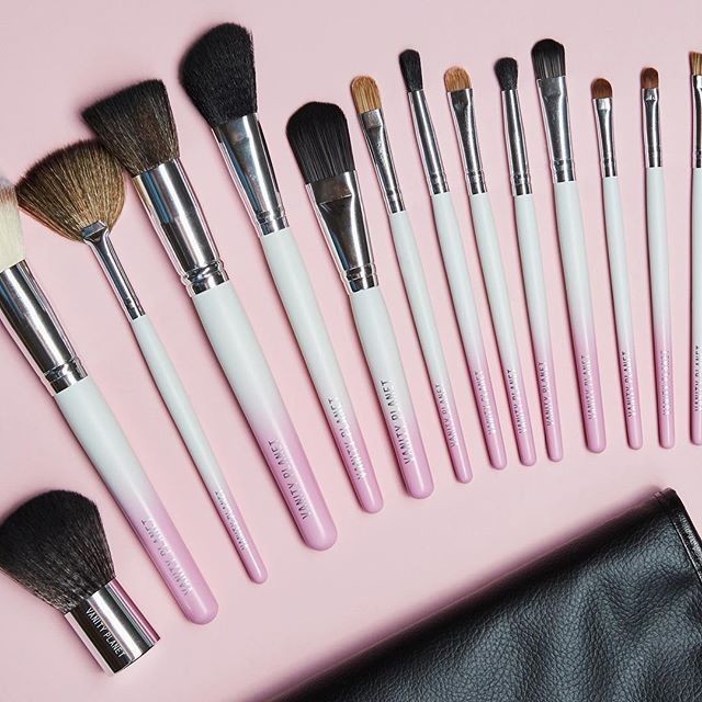 Palette 15 Piece Professional Makeup Brush Set
