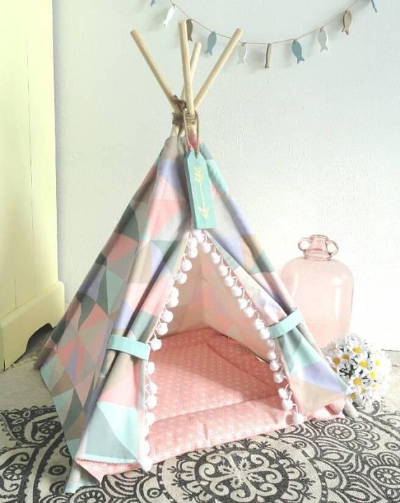 Kids play tent