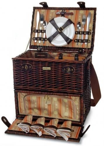 Picnic & Beyond Classique Carrier Picnic Basket