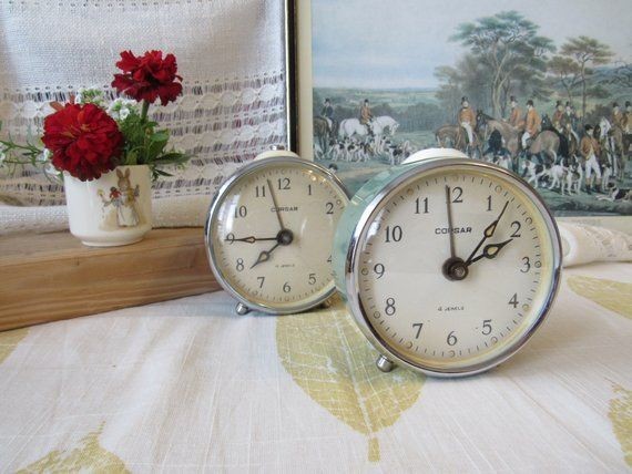 rare Mechanical Alarm Clock CORSAR made in USSR 4 jewels old table clock soviet era Mechanical alarm clock CORSAR retro desk clock