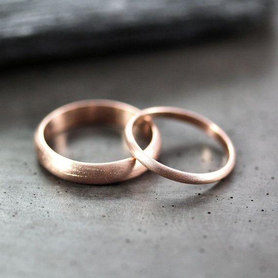 Rose Gold Wedding Band Set