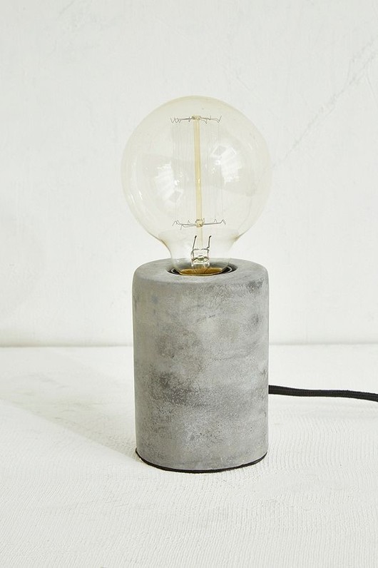 Round cement table lamp