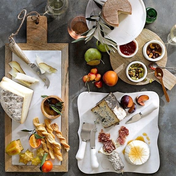 Scalloped White Marble Cheese Board