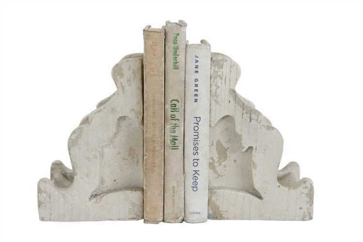 Set of Distressed White Magnesia Corbel Bookends