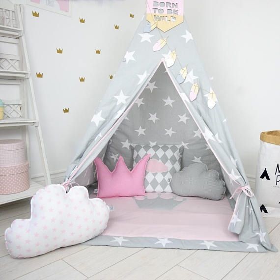 Kids play tent