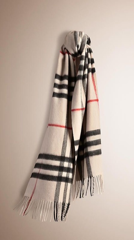The Classic Check Cashmere Scarf in Stone