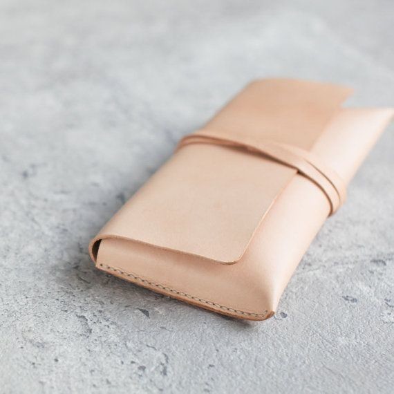 Vegetable-tanned leather pencil case