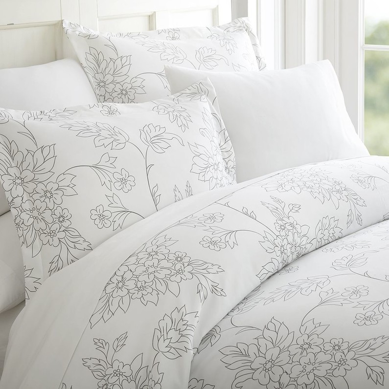 Vines Patterned 3-Piece Duvet Cover Set