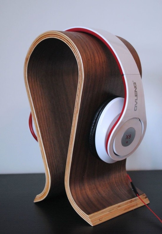 Wooden curved  headphone stand