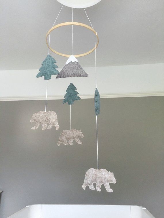 Woodland mobile, bear cot mobile