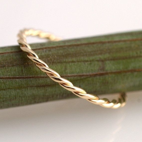 Yellow Gold Twist